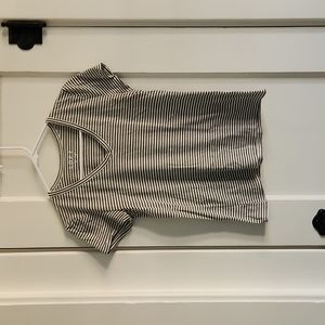 Loft Vintage Soft v-neck shirt